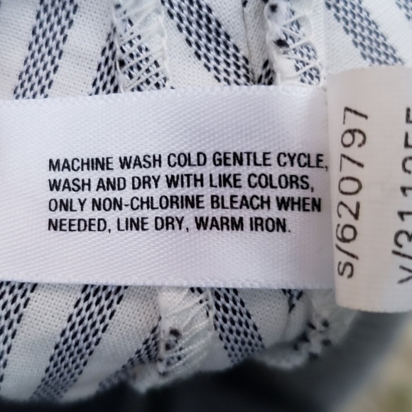 Gap Blue & White Pinstrip Strapless Dress - Size 0 - Picture 5 of 5